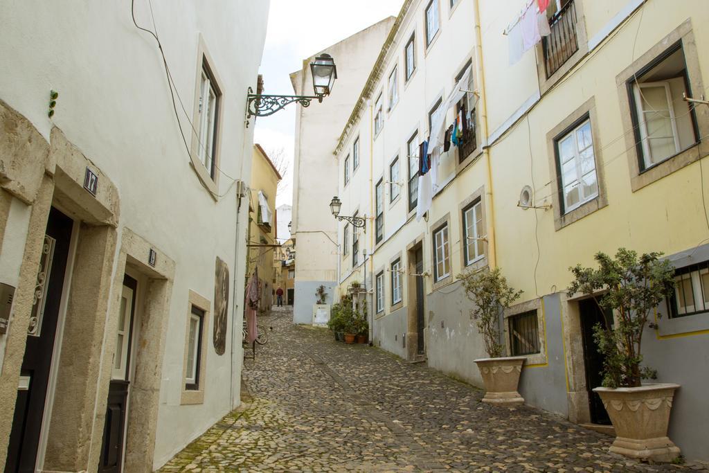 On The Path Of Fado Lisboa